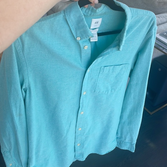 100% Cotton Button Down - Picture 6 of 7